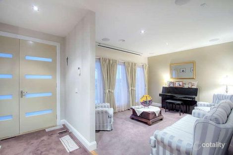 Property photo of 8 Timbertop Terrace Keysborough VIC 3173