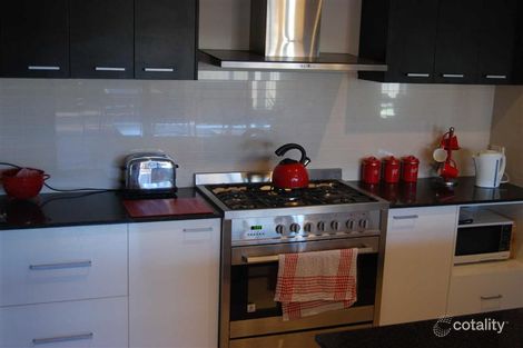 Property photo of 1 Derry Drive Yarrawonga VIC 3730