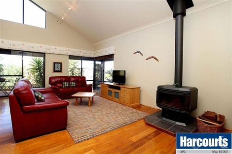 Property photo of 2 Lawson Road Dalyellup WA 6230