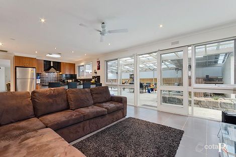 Property photo of 5 Tania Court Leopold VIC 3224