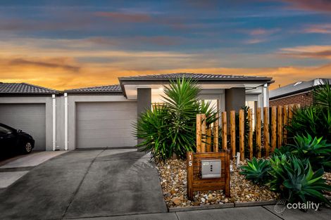 15 Timble Way, Clyde North, VIC 3978