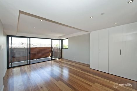 Property photo of 8/126 Centre Road Brighton East VIC 3187