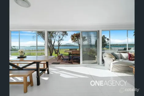 Property photo of 31 Orama Crescent Orient Point NSW 2540