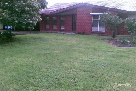 Property photo of 21 Morawa Avenue Gilles Plains SA 5086