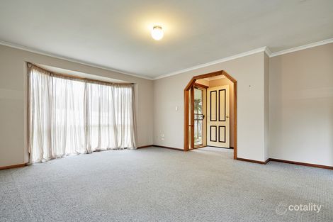 13 Walker Dr, Drouin, VIC 3818