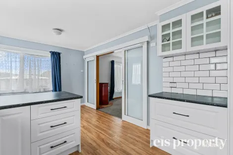 Property photo of 2 Croyden Avenue Montrose TAS 7010