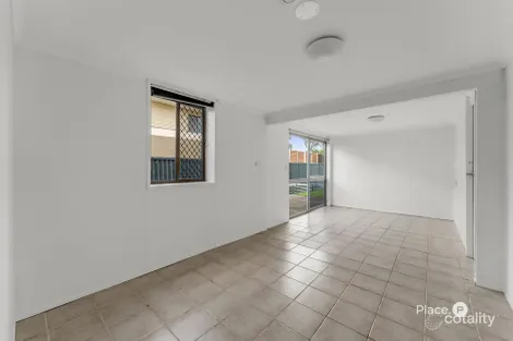 Property photo of 12 Makaha Drive Birkdale QLD 4159