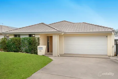 Property photo of 93 Girtin Circuit Pimpama QLD 4209