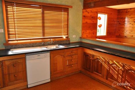 Property photo of 9 Bartlett Street Corryong VIC 3707