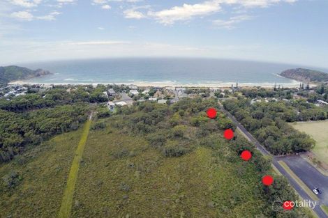 1 Karnang Dr, Boomerang Beach, NSW 2428