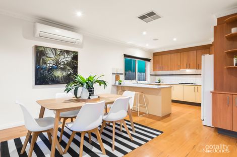 Property photo of 33 Linlithgow Street Mitcham VIC 3132