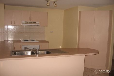 Property photo of 4/143 Frank Street Labrador QLD 4215