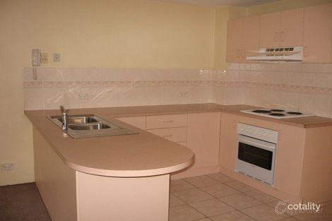 Property photo of 4/143 Frank Street Labrador QLD 4215