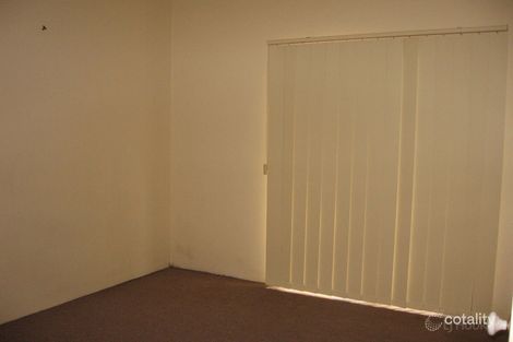 Property photo of 4/143 Frank Street Labrador QLD 4215