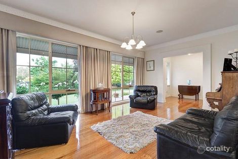 Property photo of 19 Oakland Drive Warrandyte VIC 3113