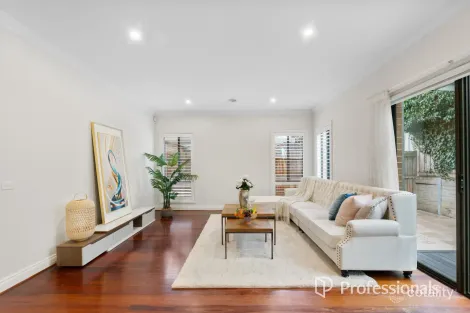 Property photo of 17 Madeline Street Glen Iris VIC 3146