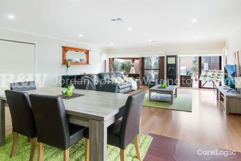 Property photo of 15 Lakeside Parade Jordan Springs NSW 2747