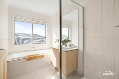 Property photo of 49 Baycrest Drive Point Cook VIC 3030