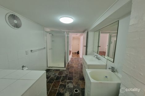 Property photo of 186 Hawken Drive St Lucia QLD 4067