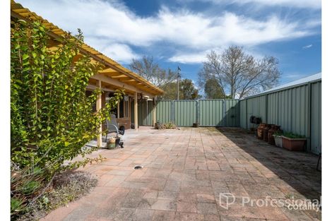 Property photo of 26 Epsom Road Chiltern VIC 3683