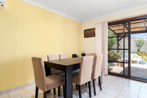 Property photo of 6 Evers Close Edensor Park NSW 2176