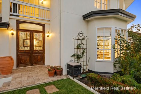 17 Golf Links Rd, Middleton Beach, WA 6330