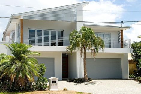 Property photo of 2/22 Eider Avenue Paradise Point QLD 4216