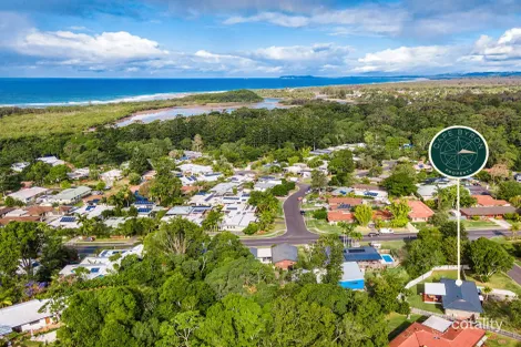 Property photo of 2 Inderwong Avenue Ocean Shores NSW 2483