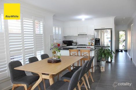 Property photo of 78 Tamworth Crescent Hoxton Park NSW 2171