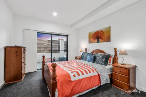 Property photo of 22 Cazneaux Crescent Weston ACT 2611