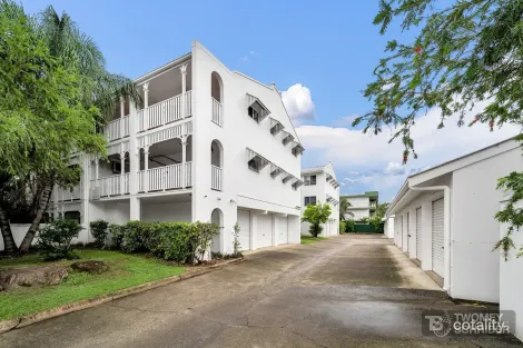 3/158-160 Mcleod St, Cairns North, QLD 4870