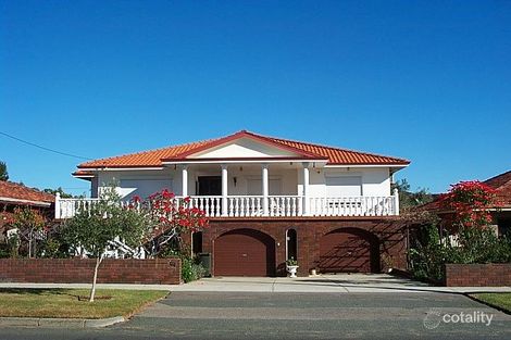 25 York St, Beaconsfield, WA 6162