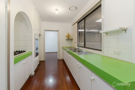 Property photo of 4 Redditch Crescent Deer Park VIC 3023
