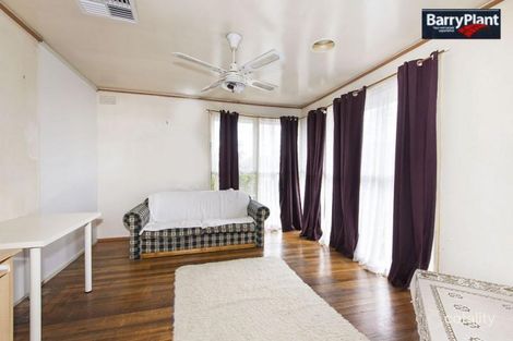 Property photo of 18 Maple Grove Bundoora VIC 3083
