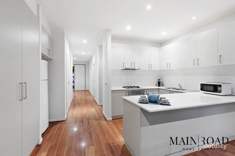 Property photo of 14/1-5 The Close Caroline Springs VIC 3023