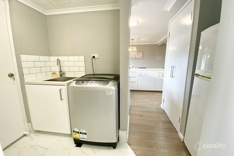 Property photo of 3/240 Spring Street Kearneys Spring QLD 4350