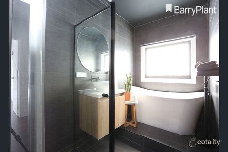 Property photo of 2/3 Acacia Street Glenroy VIC 3046