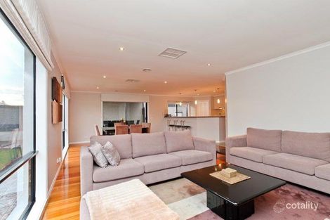 Property photo of 65 Damask Drive Tarneit VIC 3029