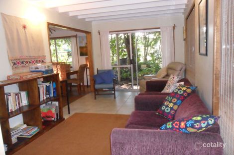 Property photo of 19 Ooyan Street Coochiemudlo Island QLD 4184
