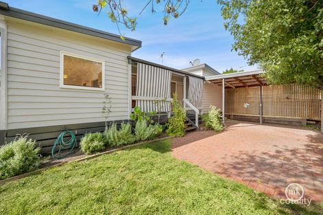 Property photo of 2/103 Bible Street Eltham VIC 3095