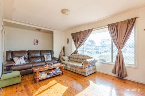 Property photo of 25 Kookaburra Parade Woodberry NSW 2322