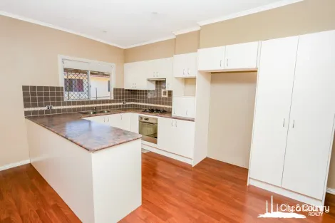 18 Jane St, Mornington, QLD 4825