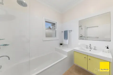 Property photo of 65 Rutledge Street Bungendore NSW 2621