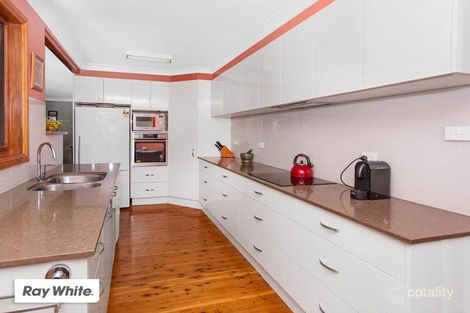 Property photo of 36 North Kiama Drive Kiama Downs NSW 2533