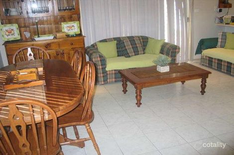 Property photo of 71 Donalbain Circuit Rosemeadow NSW 2560