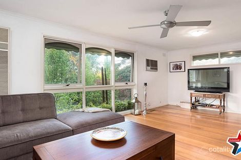 Property photo of 9 Switchback Road Chirnside Park VIC 3116