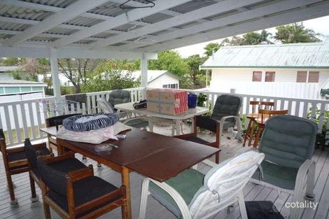 Property photo of 18 Bellevue Parade Labrador QLD 4215