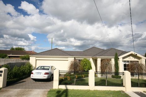 97 Sladen St, Hamlyn Heights, VIC 3215