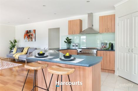 Property photo of 4 McKern Place Lynbrook VIC 3975