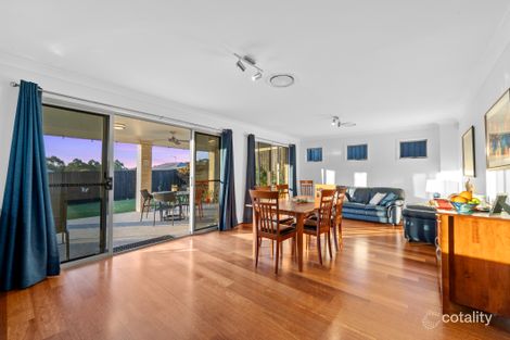 Property photo of 92 Wunburra Circle Pacific Pines QLD 4211